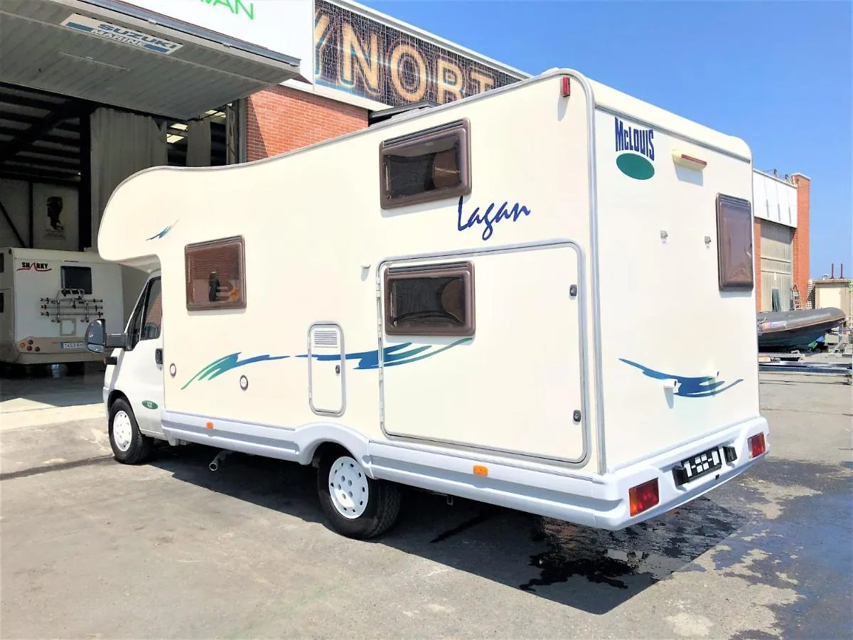 فيلا أذيخيفي Different Holidays At Motor Camper Caravan At Tenerife South بيت للعطل